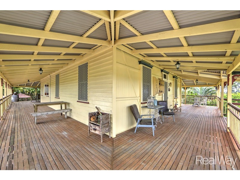 5 Woods West Road, Alloway QLD 4670
