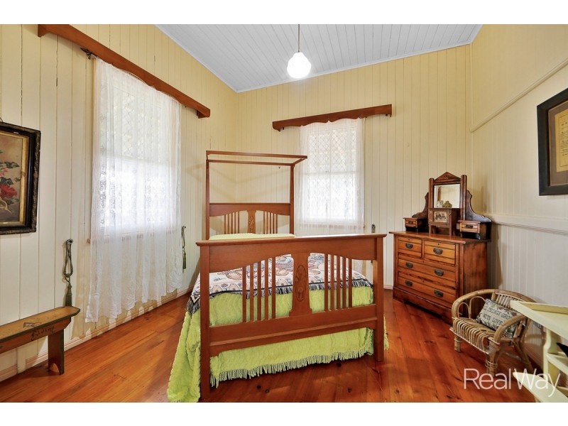 5 Woods West Road, Alloway QLD 4670