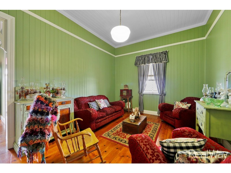 5 Woods West Road, Alloway QLD 4670