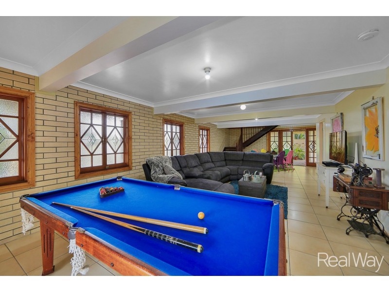5 Woods West Road, Alloway QLD 4670