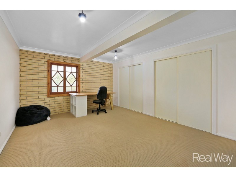 5 Woods West Road, Alloway QLD 4670