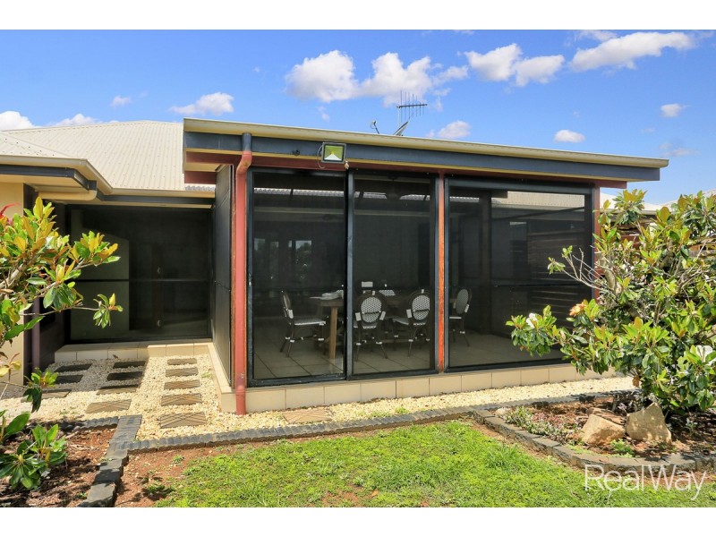 62 Maike Street, Kalkie QLD 4670