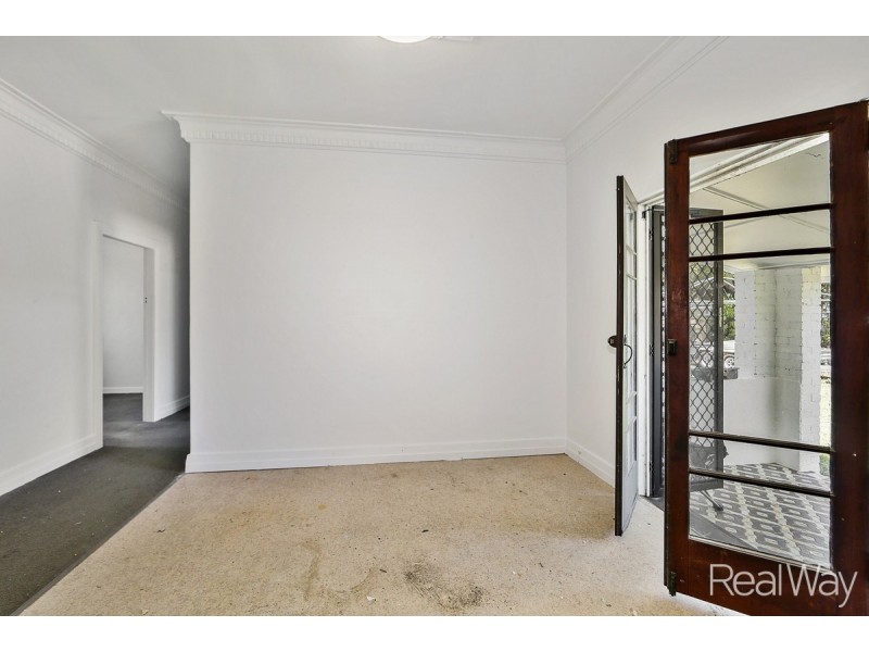 4 Wainwright Street, Svensson Heights QLD 4670