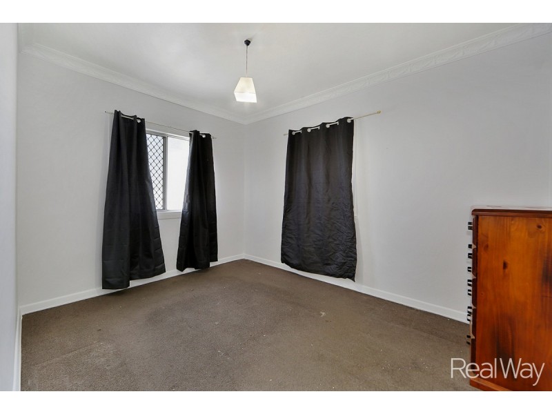 4 Wainwright Street, Svensson Heights QLD 4670