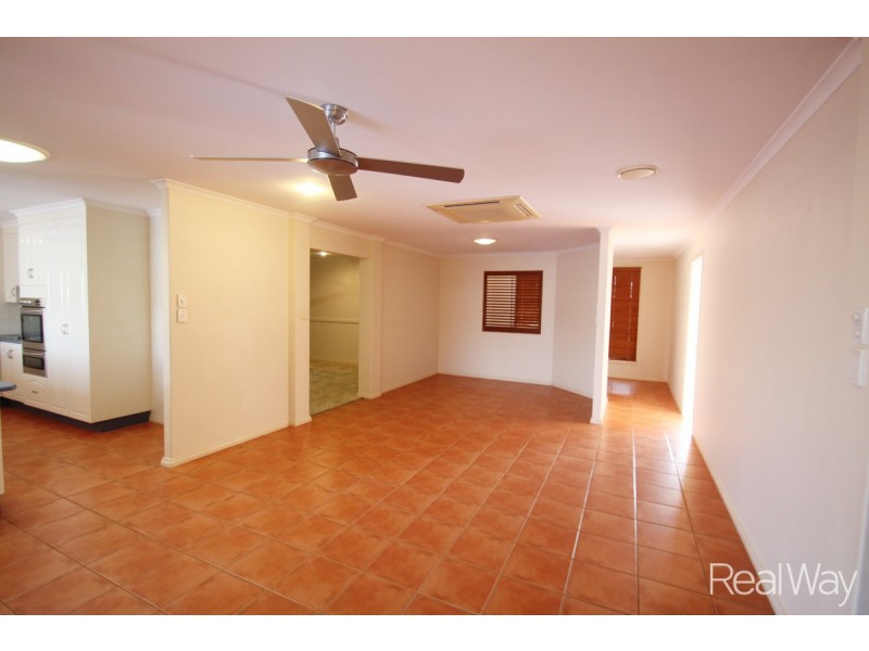 65 Chancellor Drive, Avenell Heights QLD 4670