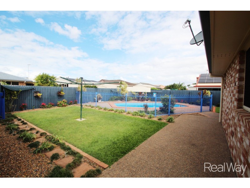 65 Chancellor Drive, Avenell Heights QLD 4670