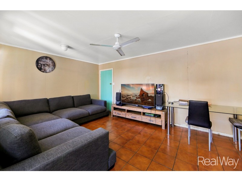 16 Johnston Street, Millbank QLD 4670