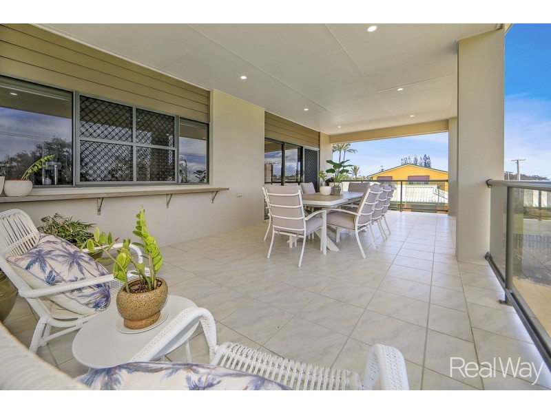 79 Sea Esplanade, Burnett Heads QLD 4670