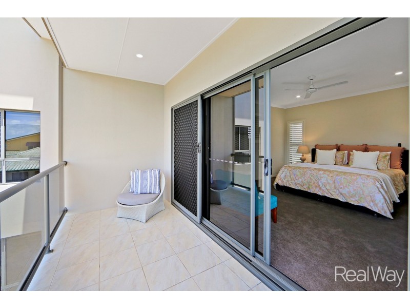 79 Sea Esplanade, Burnett Heads QLD 4670