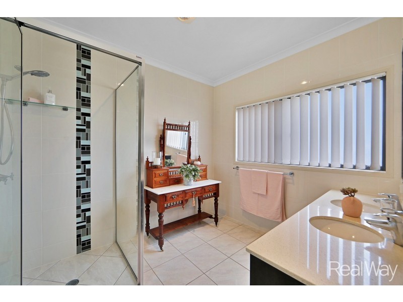 79 Sea Esplanade, Burnett Heads QLD 4670