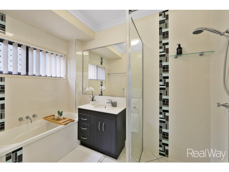 79 Sea Esplanade, Burnett Heads QLD 4670