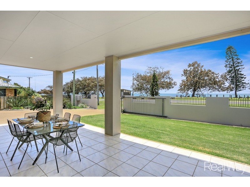 79 Sea Esplanade, Burnett Heads QLD 4670