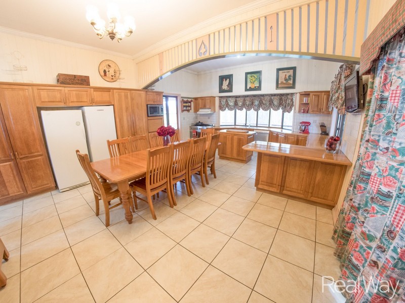 1 Douglas Road, Alloway QLD 4670