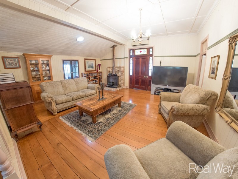 1 Douglas Road, Alloway QLD 4670