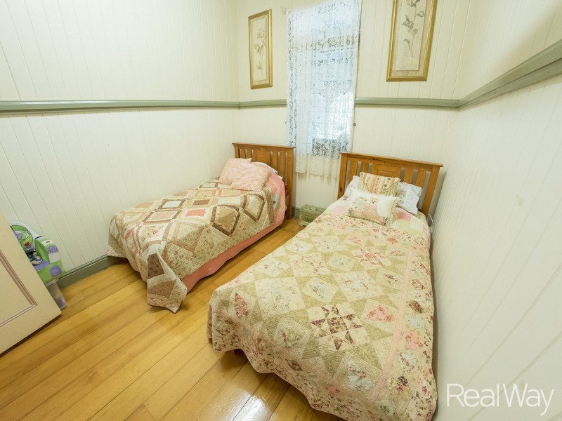 1 Douglas Road, Alloway QLD 4670