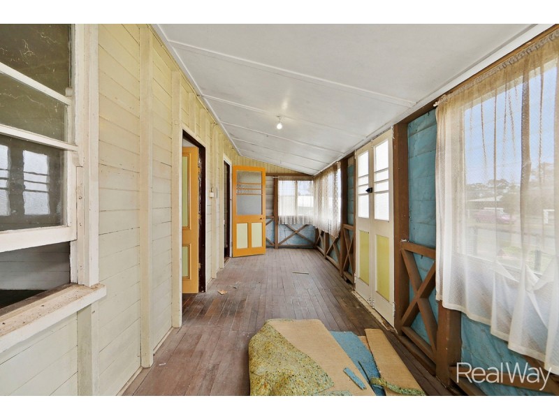 20 Low Street, Kensington QLD 4670