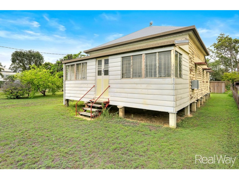 20 Low Street, Kensington QLD 4670
