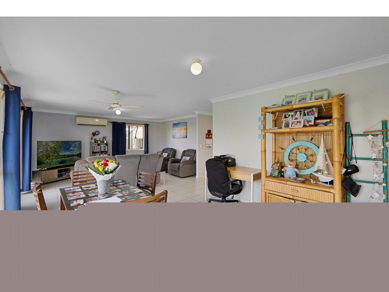 55 Shell Street, Burnett Heads QLD 4670