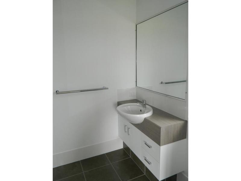 4 Foster Drive, Bundaberg North QLD 4670