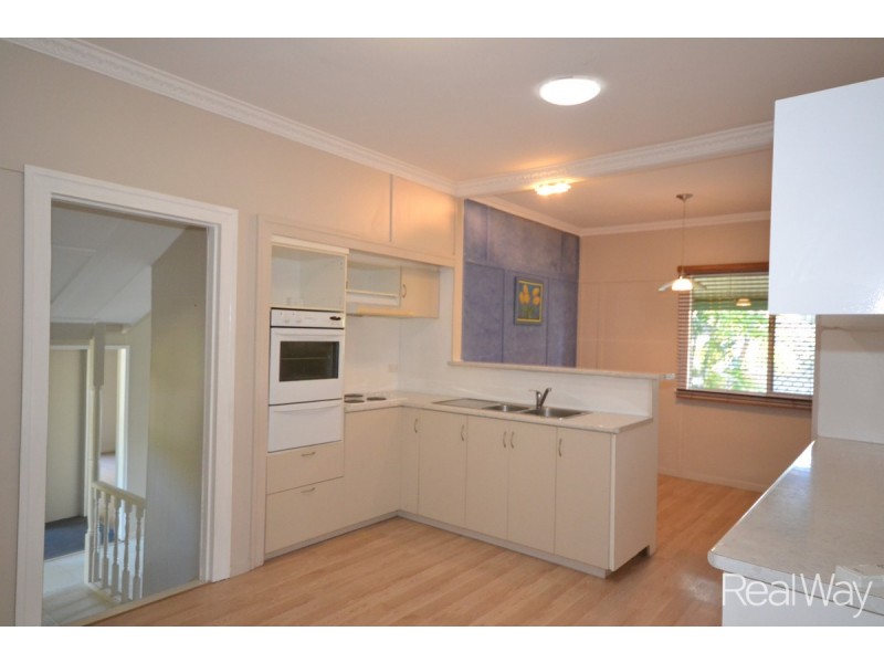 69 Water Street, Walkervale QLD 4670