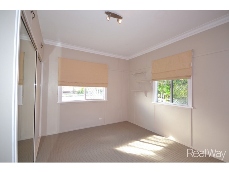 69 Water Street, Walkervale QLD 4670