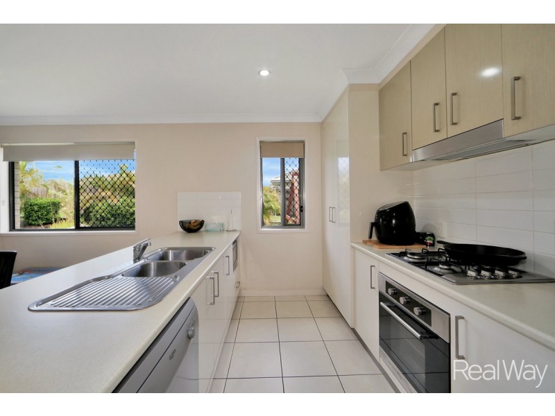 4 Zac Street, Kalkie QLD 4670