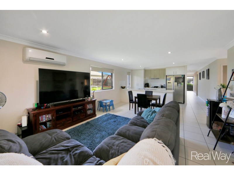 4 Zac Street, Kalkie QLD 4670