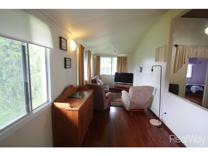 4 Thornton Street, Bundaberg South QLD 4670