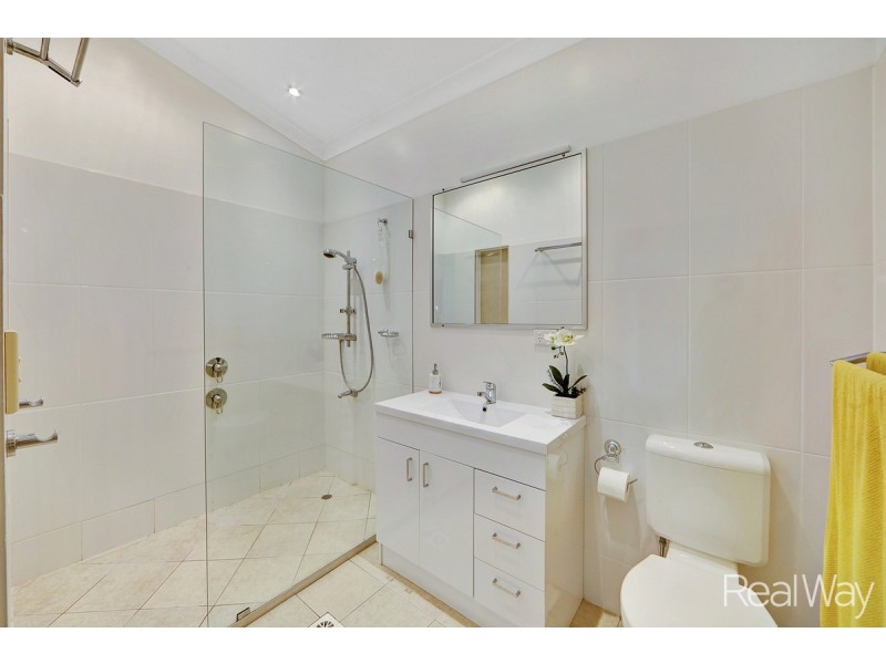 29 Linden Crescent, Qunaba QLD 4670