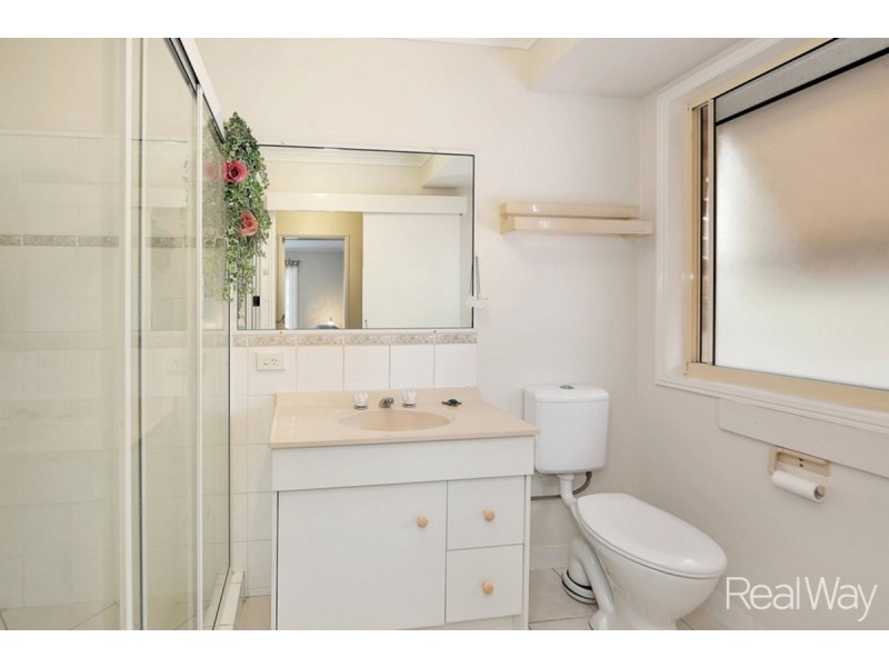 4 De Ville Court, South Bingera QLD 4670