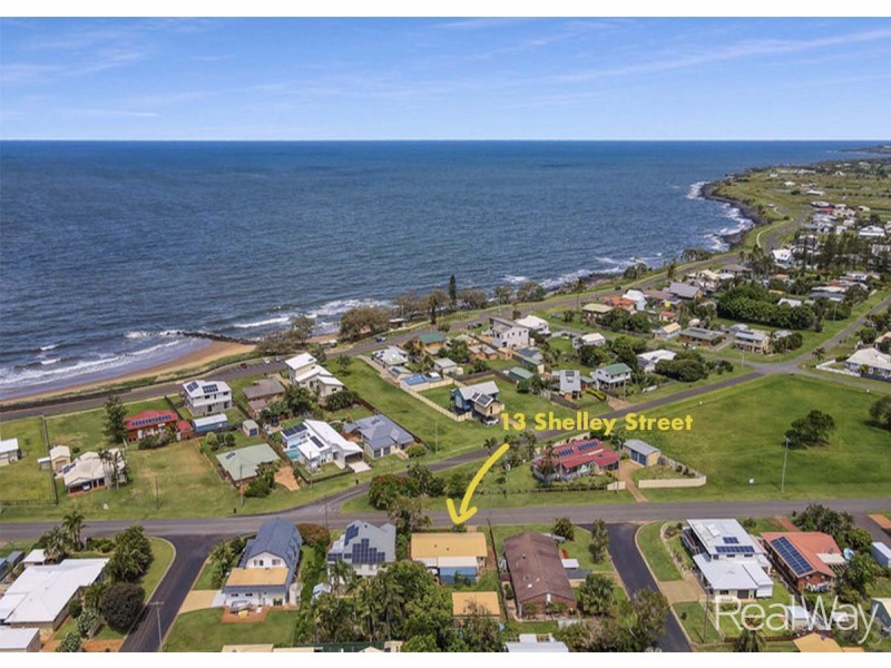 13 Shelley Street, Burnett Heads QLD 4670