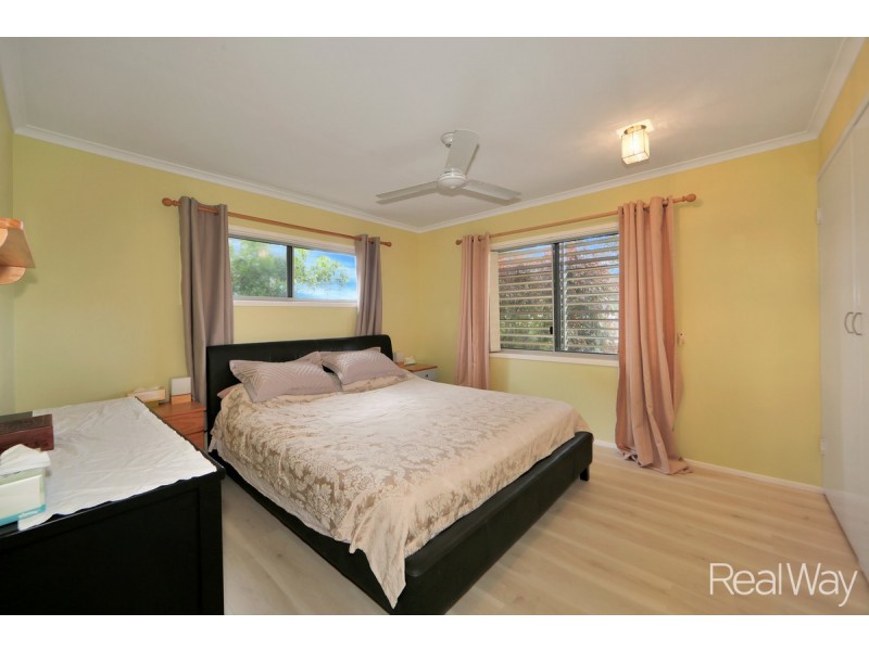 13 Shelley Street, Burnett Heads QLD 4670