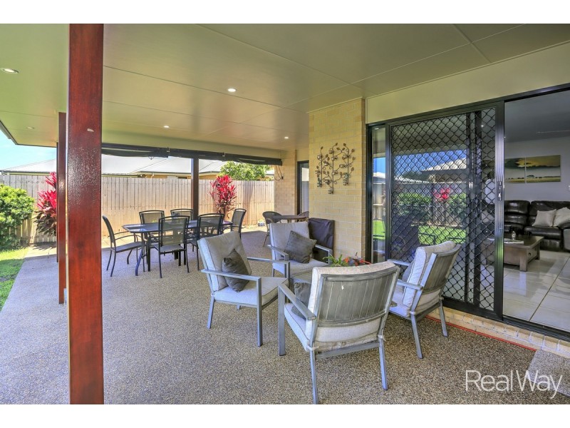 13 Wearing Road, Bargara QLD 4670