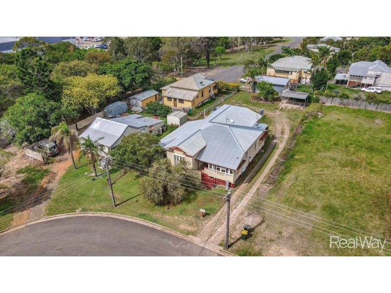 4 Arthur Street, Bundaberg South QLD 4670
