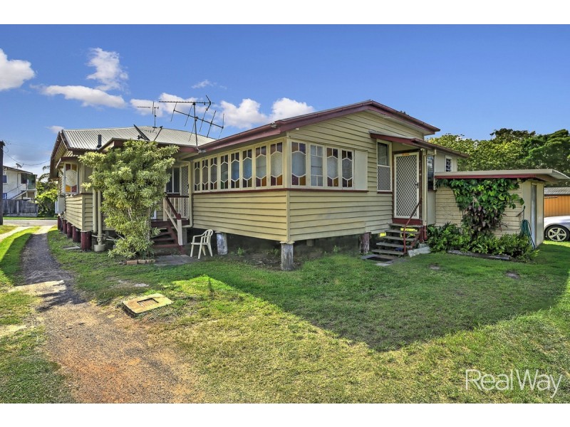 4 Arthur Street, Bundaberg South QLD 4670