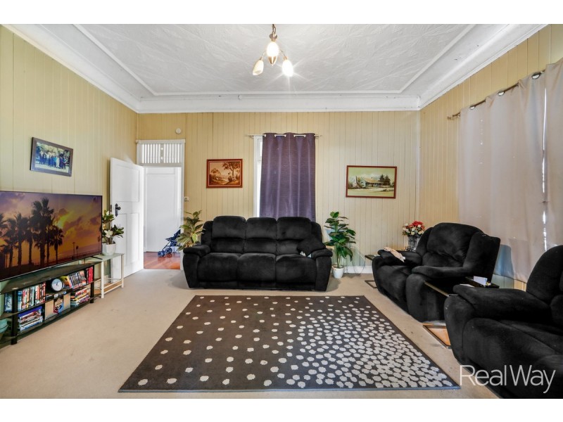 4 Arthur Street, Bundaberg South QLD 4670