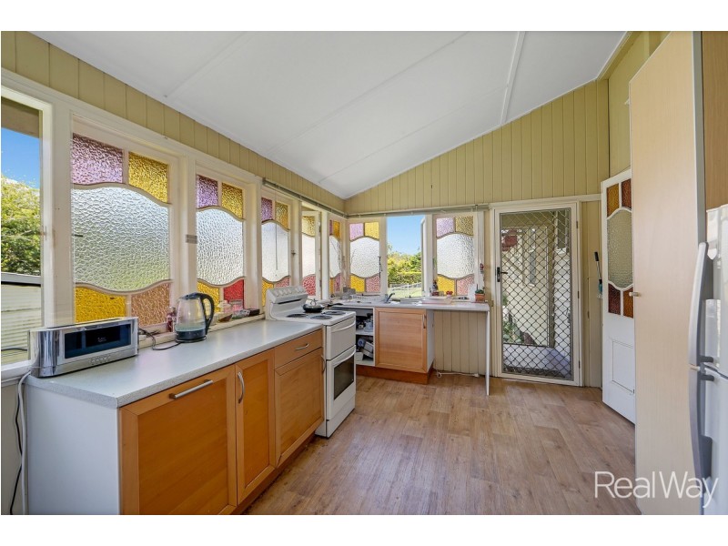 4 Arthur Street, Bundaberg South QLD 4670