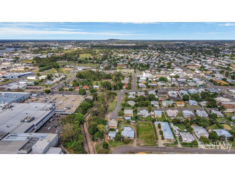 4 Arthur Street, Bundaberg South QLD 4670
