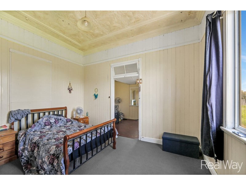 4 Arthur Street, Bundaberg South QLD 4670