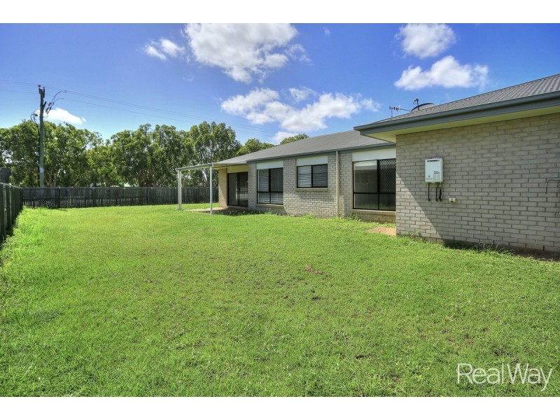 4 Foster Drive, Bundaberg North QLD 4670
