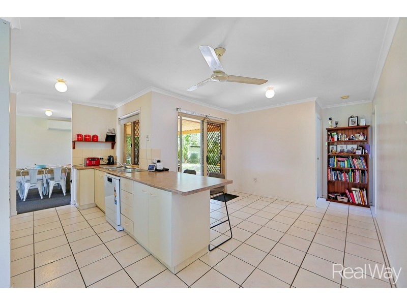 49 Mariners Way, Bundaberg North QLD 4670
