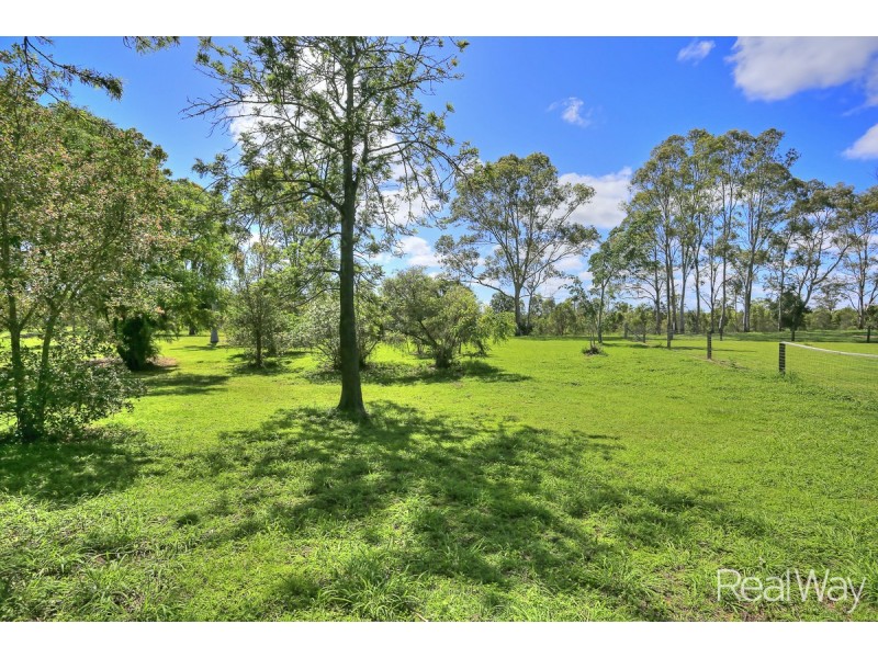 49 Mariners Way, Bundaberg North QLD 4670