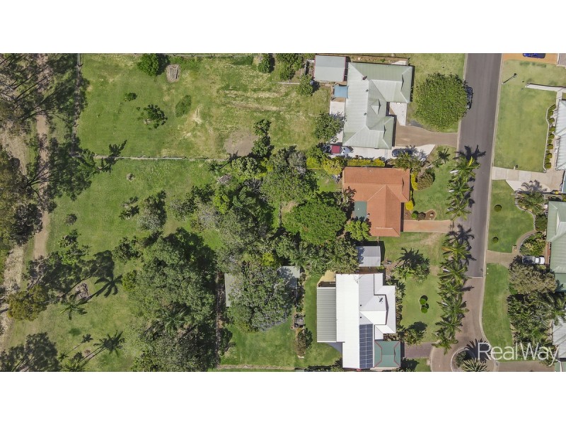49 Mariners Way, Bundaberg North QLD 4670