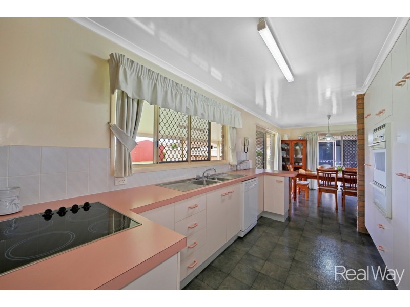 114 McCarthy Road, Avenell Heights QLD 4670