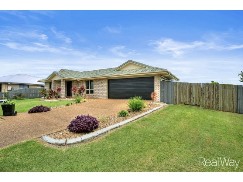 6 Landsborough Street, Bargara QLD 4670