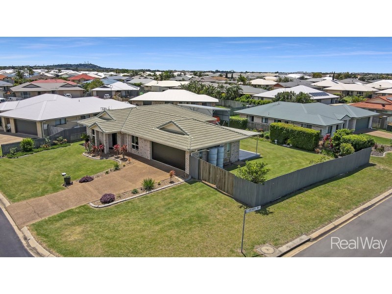 6 Landsborough Street, Bargara QLD 4670