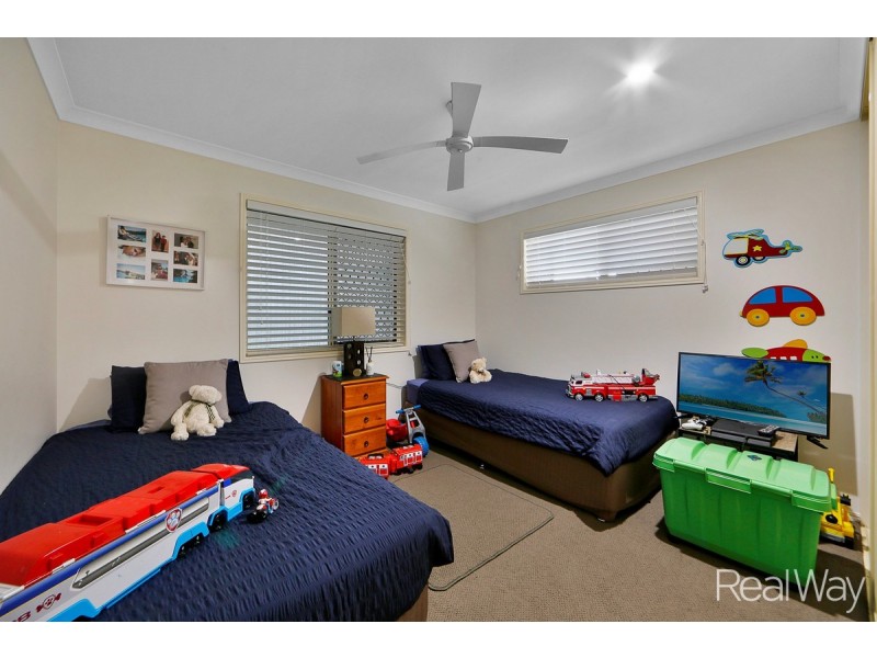 6 Landsborough Street, Bargara QLD 4670