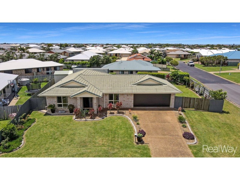 6 Landsborough Street, Bargara QLD 4670