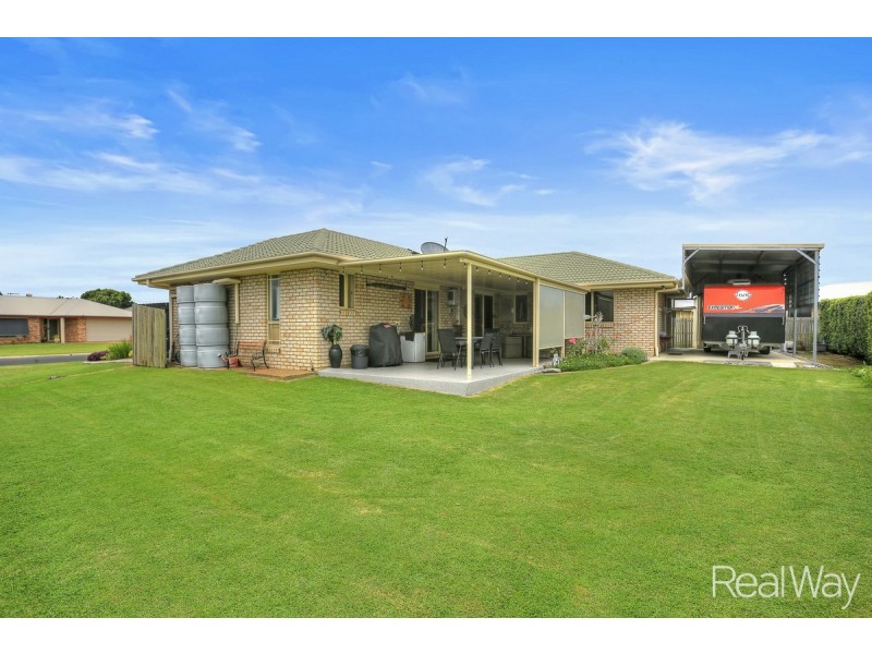 6 Landsborough Street, Bargara QLD 4670