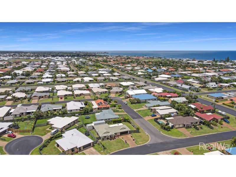 6 Landsborough Street, Bargara QLD 4670